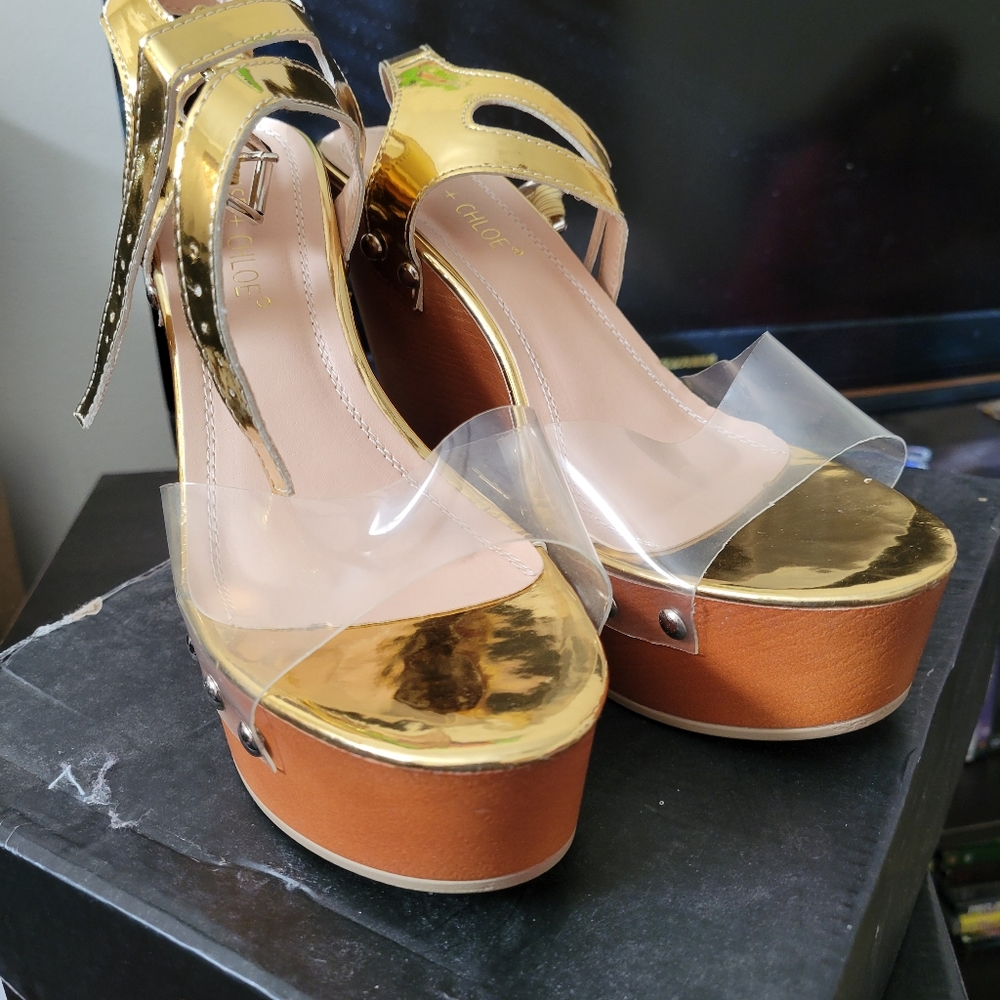 Shoes - Picture 4 of 4